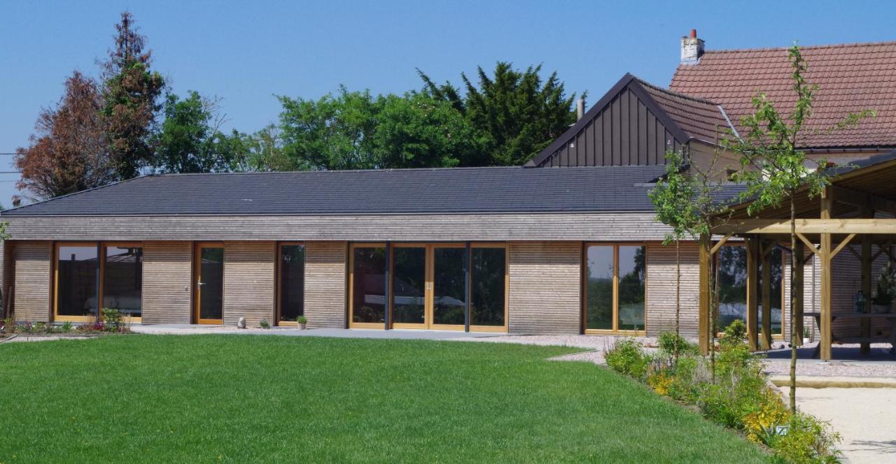 Eco-gite Au Natur'ailes Des Collines Holiday home *